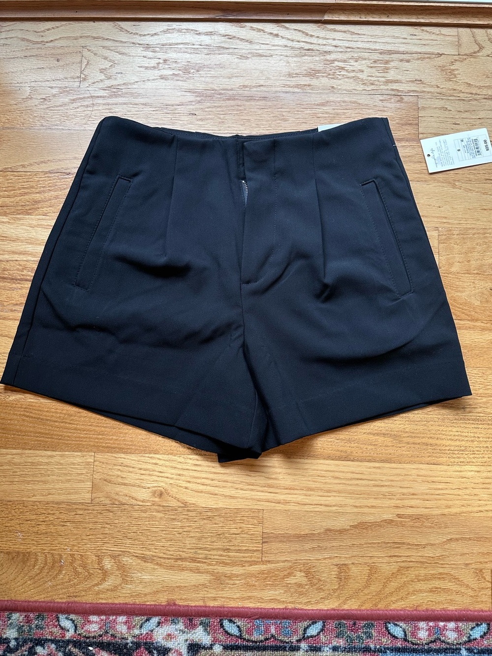 NWT A New Day Black Women's Tailored High-Waist Midi Shorts, Size 6